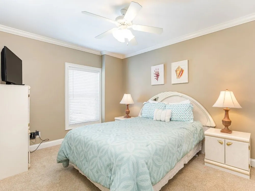 Silver Seas 203 by Tybee Vacation Rentals