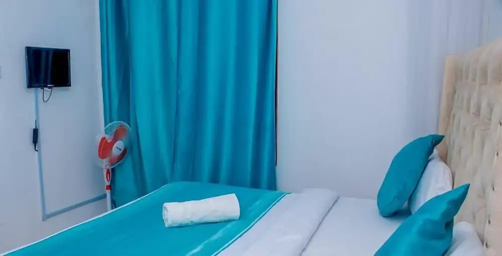 Pearldew Hotel