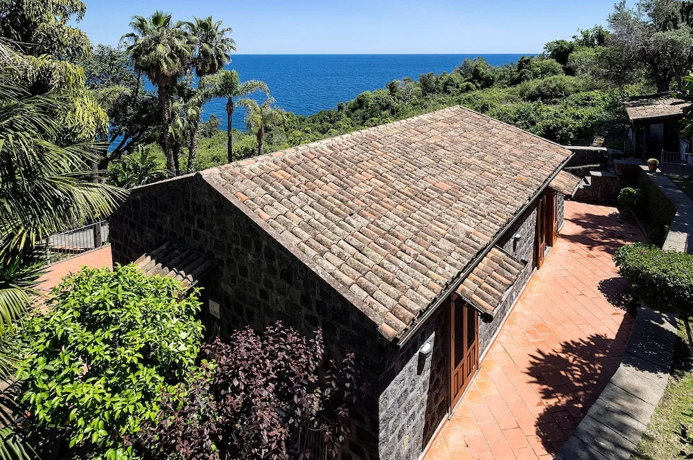 Tenuta la Timpa Vela rooms And pool