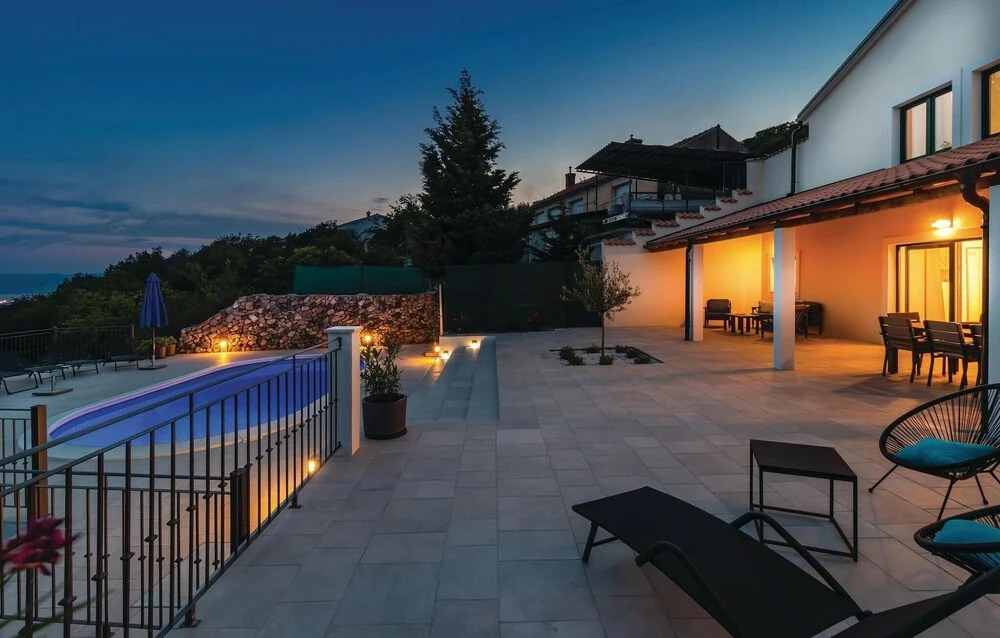 Awesome Home in Praputnjak With Wifi, Outdoor Swimming Pool and 4 Bedrooms