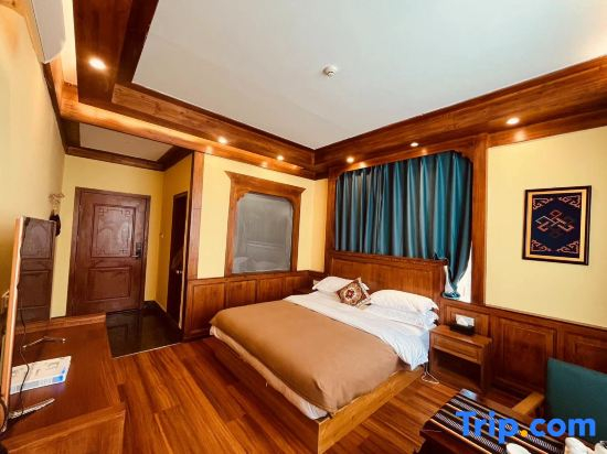 Kangding Tagong Town Dongzanling Boutique Homestay