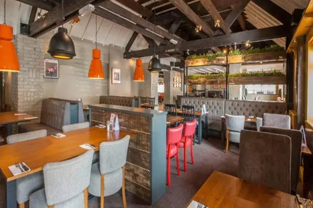 Premier Inn Gloucester - Little Witcombe