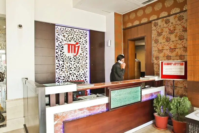 Hotel MJ Residency