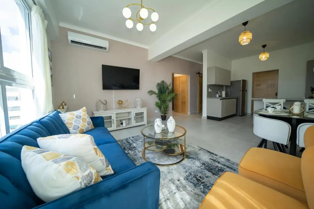 Sdq, Gym, Pool, 1br 2B, Downtown F7