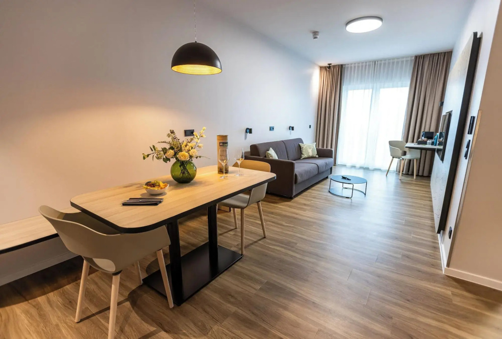 Platzhirsch Living