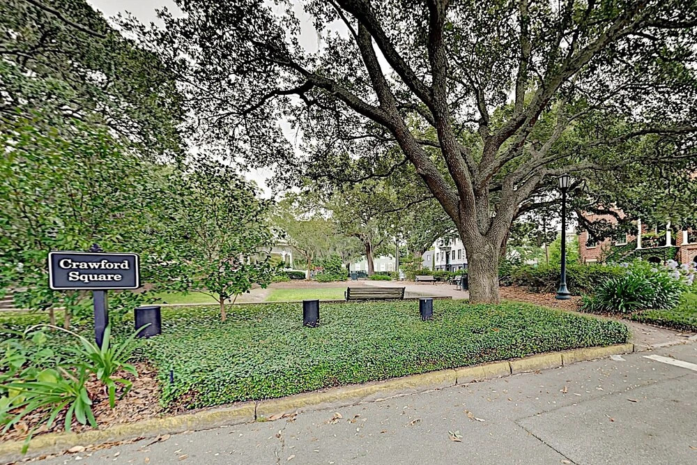 Upgraded In-town Gem: Private Patio & Parking 2 Bedroom Home