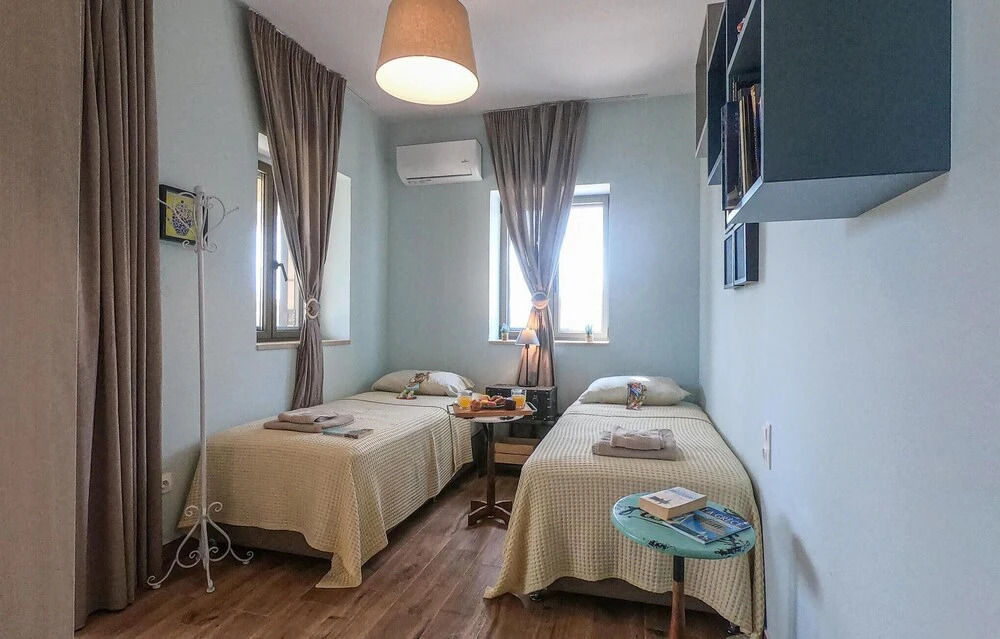 Nice Home in Kardamyli With 4 Bedrooms, Outdoor Swimming Pool and Swimming Pool