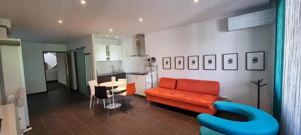 Bissone Apartment
