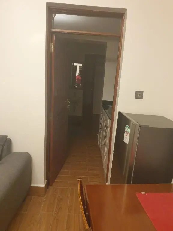Lovely 2 and 1 bedroom guest units Karen