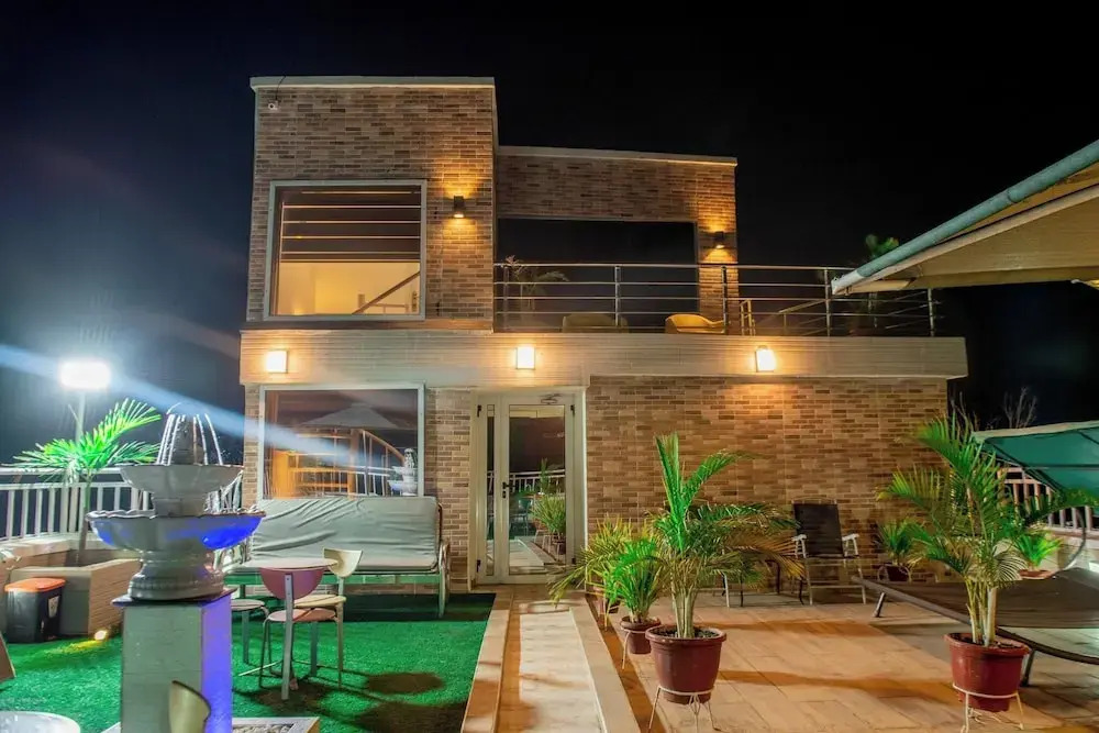 Ropajo Apartment Hotel And Resort