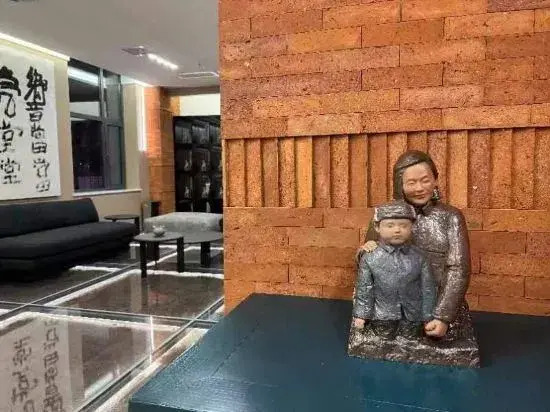 JingWuHOTEL（Wuxiang Eighth Route Army Taihang Memorial Hall Store）