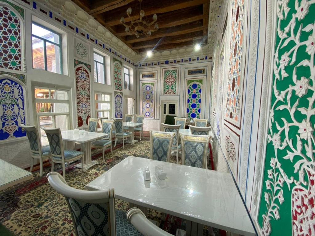 Grand Nodirbek Boutique Hotel -House Museum 17 - 19 century