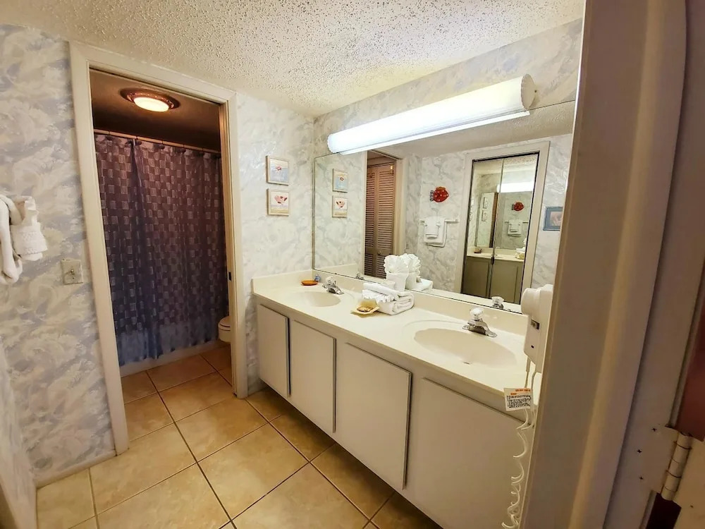 Sanibel Siesta on the Beach Unit 602 2 Bedrooms 2 Bathrooms Condo