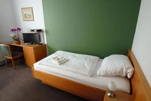 Waldrestaurant & Hotel