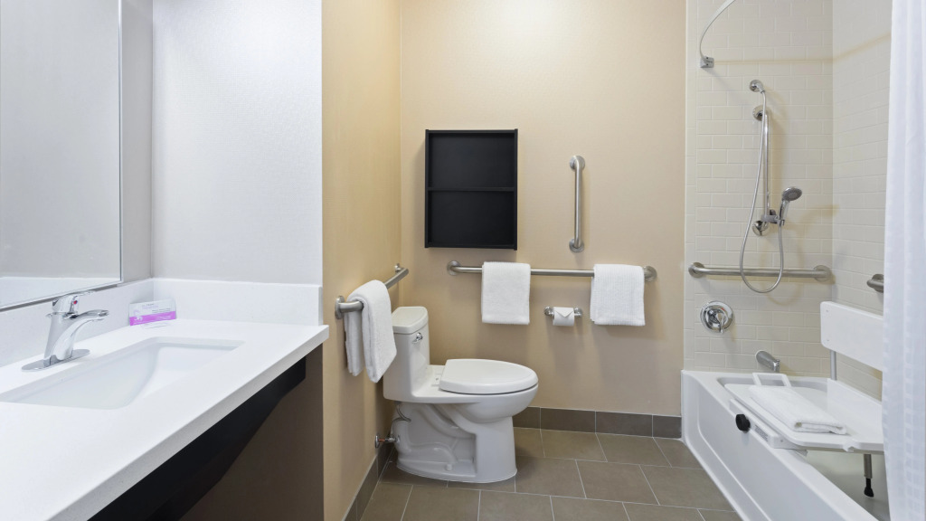 Candlewood Suites Grove City - Outlet Center by IHG