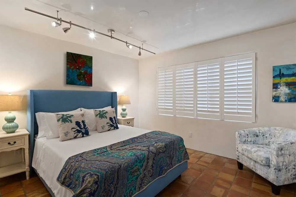 Casa Artista - A Work Of Art, One Block to Canyon Rd