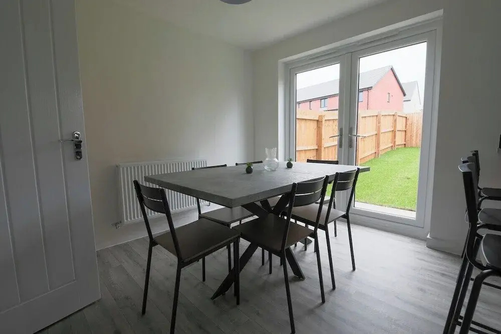 The Haven Modern 4-bed Home With Garden