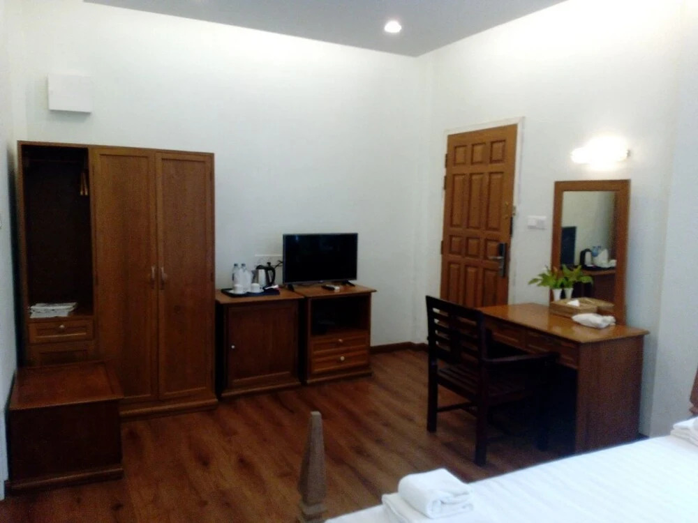Mrauk U Hotel