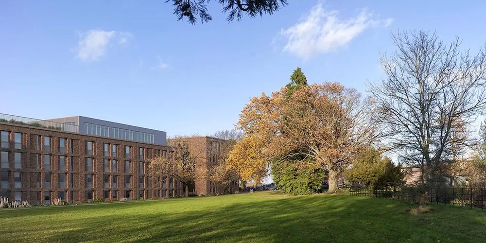 Comfortable Ensuite rooms - GUILDFORD - Campus Accommodation