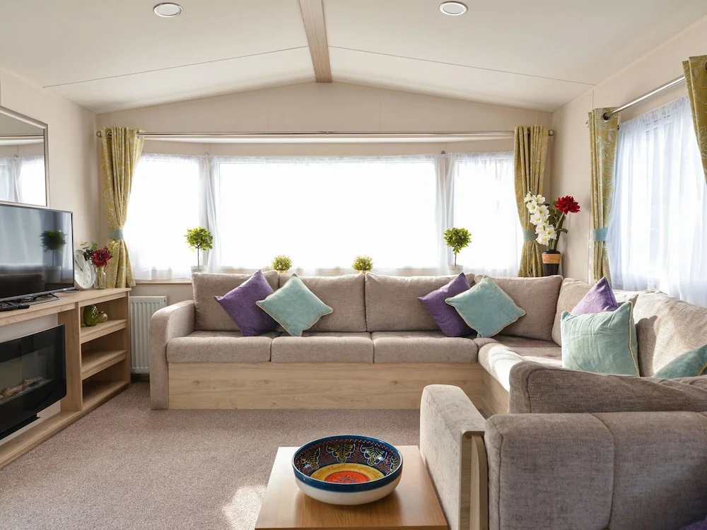 Boutique Home in Hastings With TV