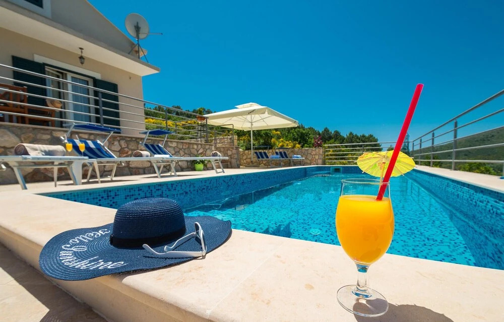 Beach Front Home In Zaton Veliki