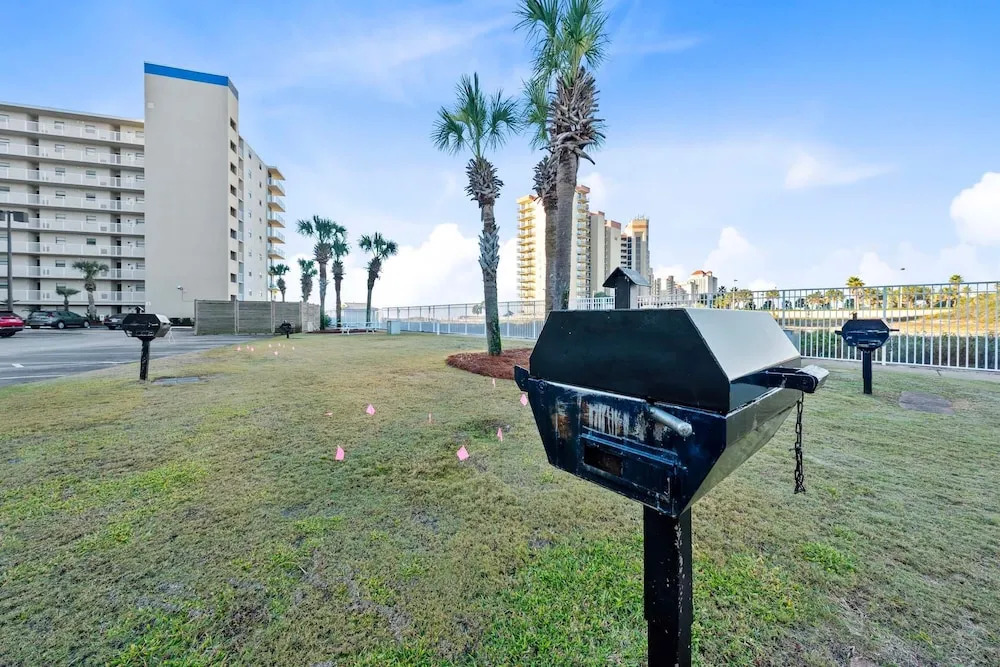 Seaside Beach & Racquet 3205