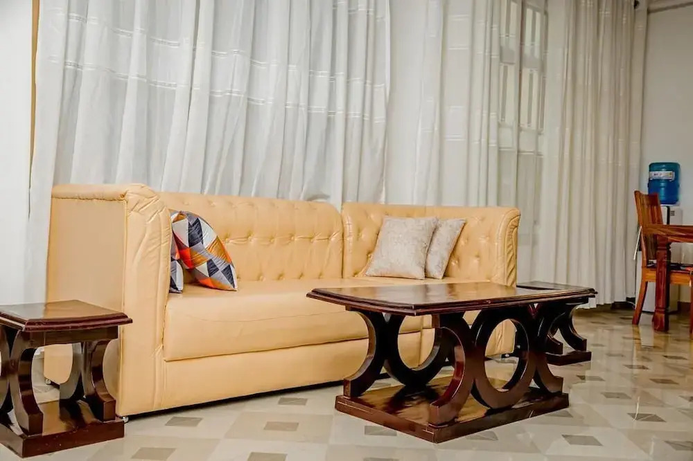 Rond Point Gorilla Boutique and Apartments
