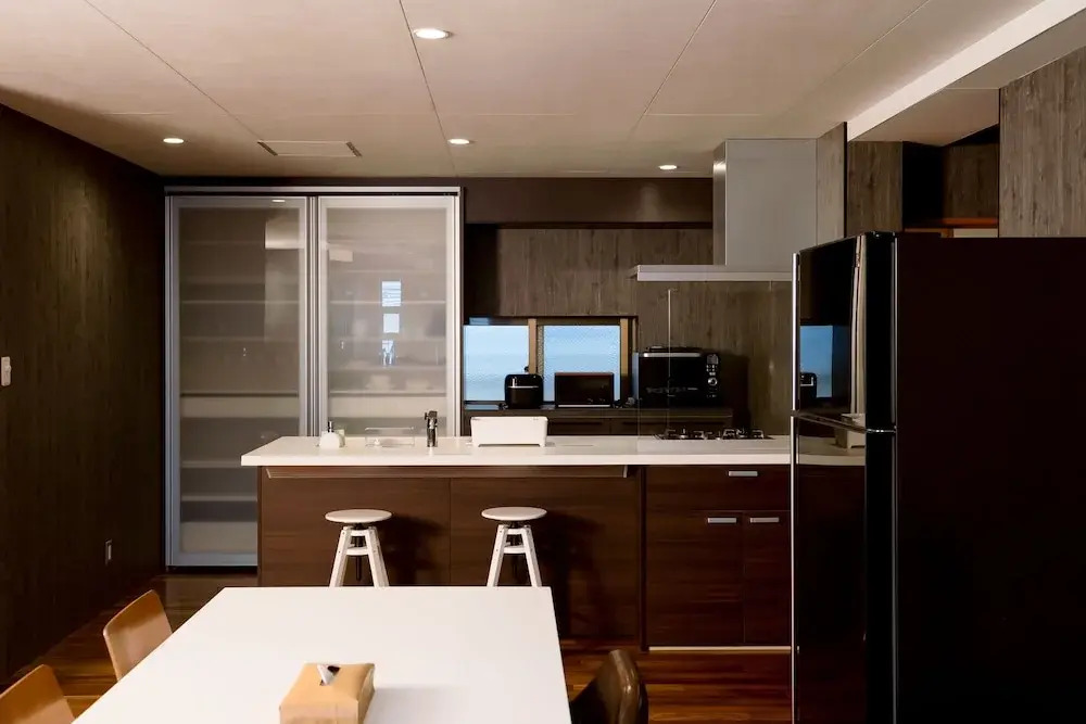 Antenna Room