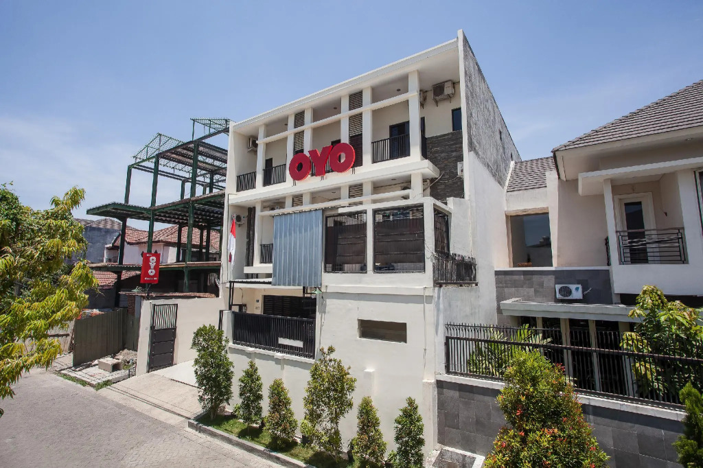 Hotel O Graha 99