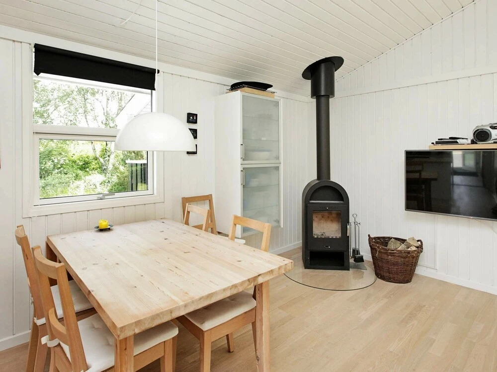 Peaceful Holiday Home in Hals near Sea