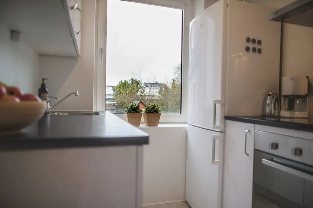 Apartment Sleeps 2 With Garden