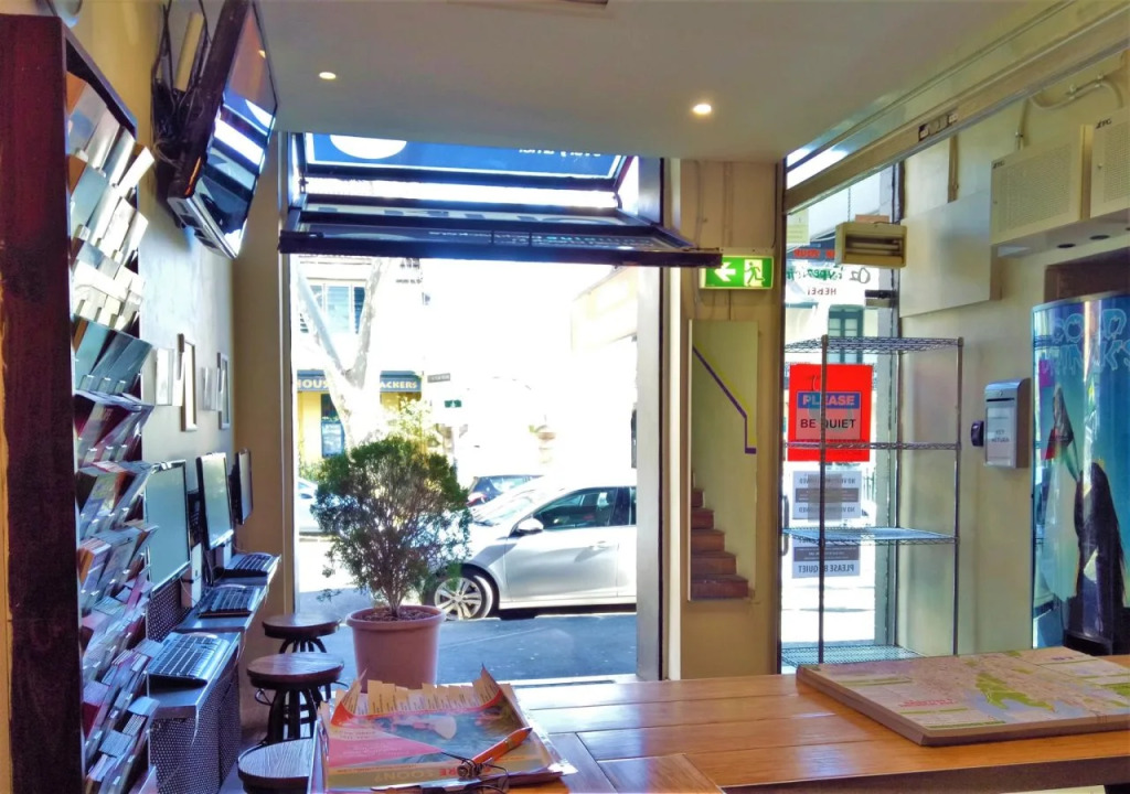 Urban Nomad Potts Point - 18 to 39 only