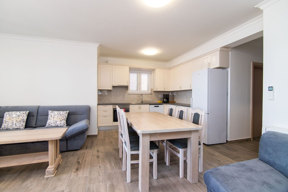 Apartments Villa Marija II
