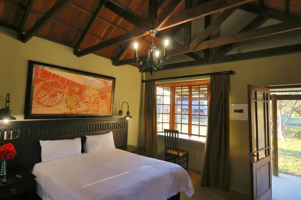 Pioneer lodge