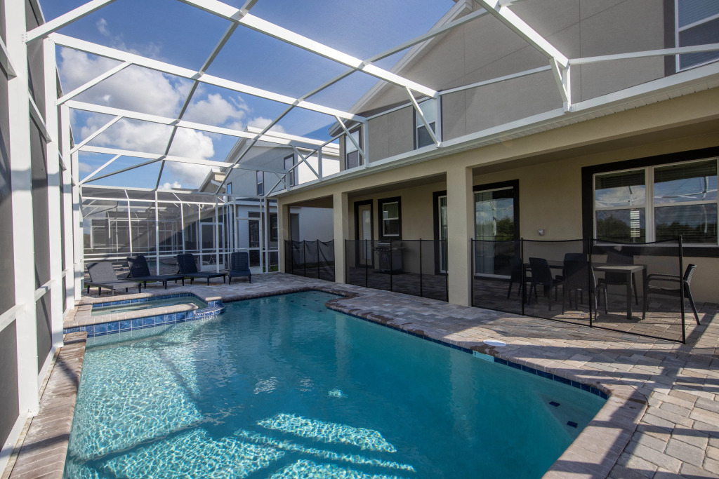 Spacious 8 Bedroom Vacation Home with Private Pool & Game Room