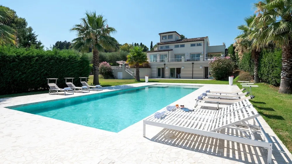 VILLA BIANCA 10, Emma Villas