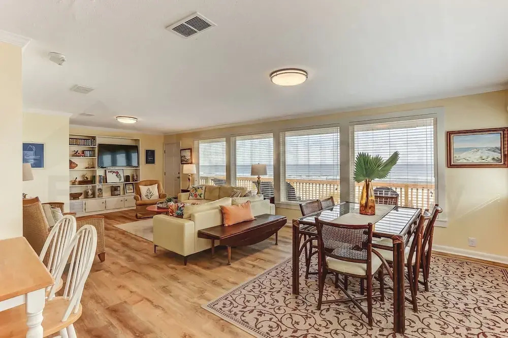 South Fletcher Beachfront Home by RedAwning
