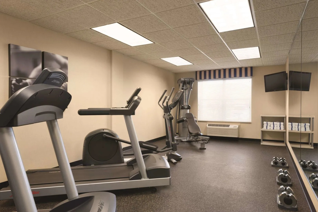 Country Inn & Suites by Radisson, Shoreview-Mounds View, MN