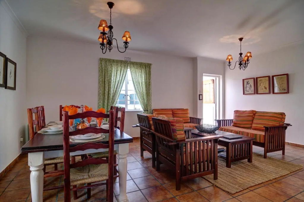 De Hoop Suites