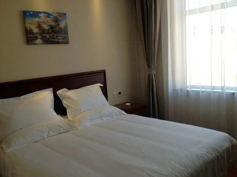 GreenTree Inn BeiJing Fengtai District WanFeng Road QiLiZhuang Metro Station Express Hotel