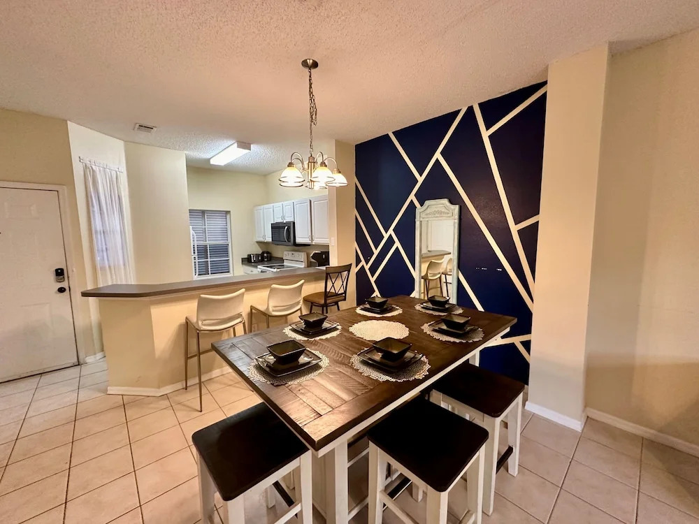 Grand Emerald 3BR Townhouse Near Disney Parks