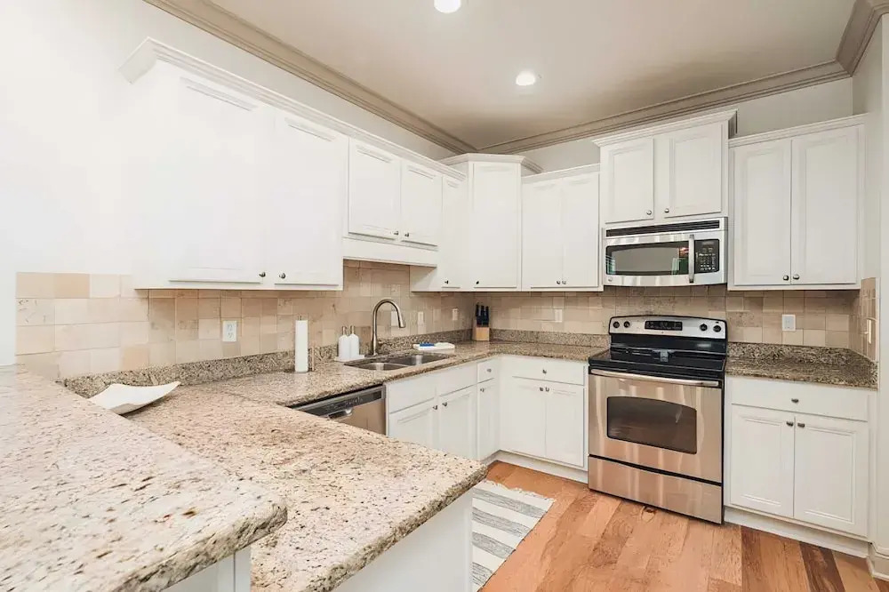 Salty Rose Inn by Avantstay Inlet Beach Home w/ Porch, Firepit & Pool Access
