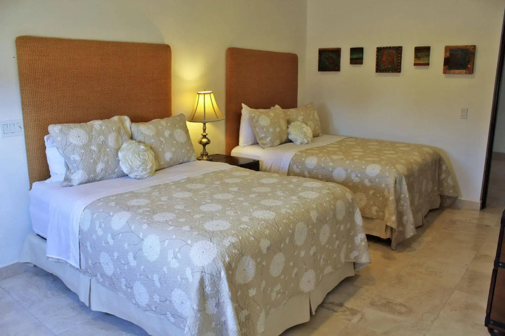 Villa Delfines by Cabo Villas