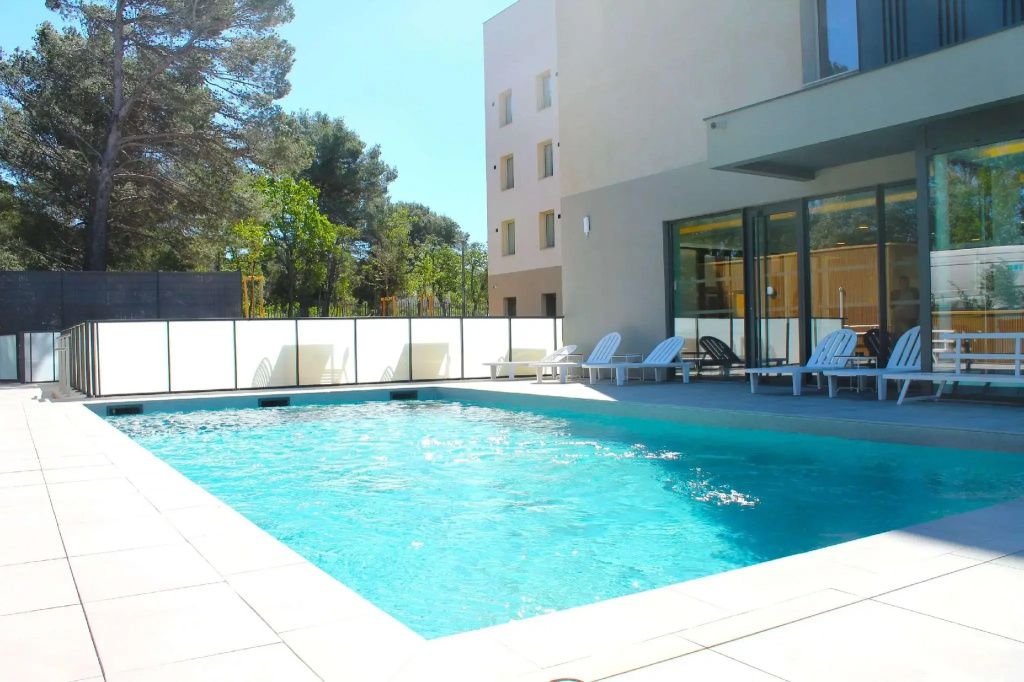 Adonis le Castellet