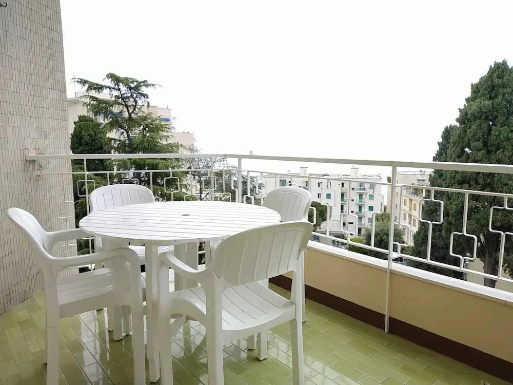 Holiday Apartment In Sanremo Semeria 180