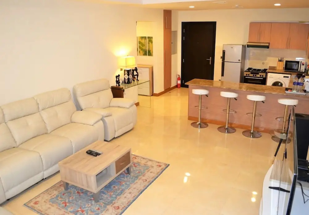 Stylish 1BR near MOE - MRD