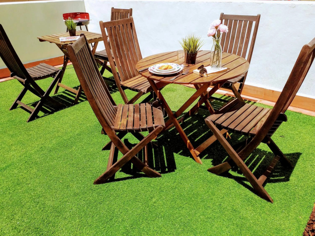 LARGE Apartment with large and sunny Terrace - Garden & Outdoor Gym, ALICANTE CENTER