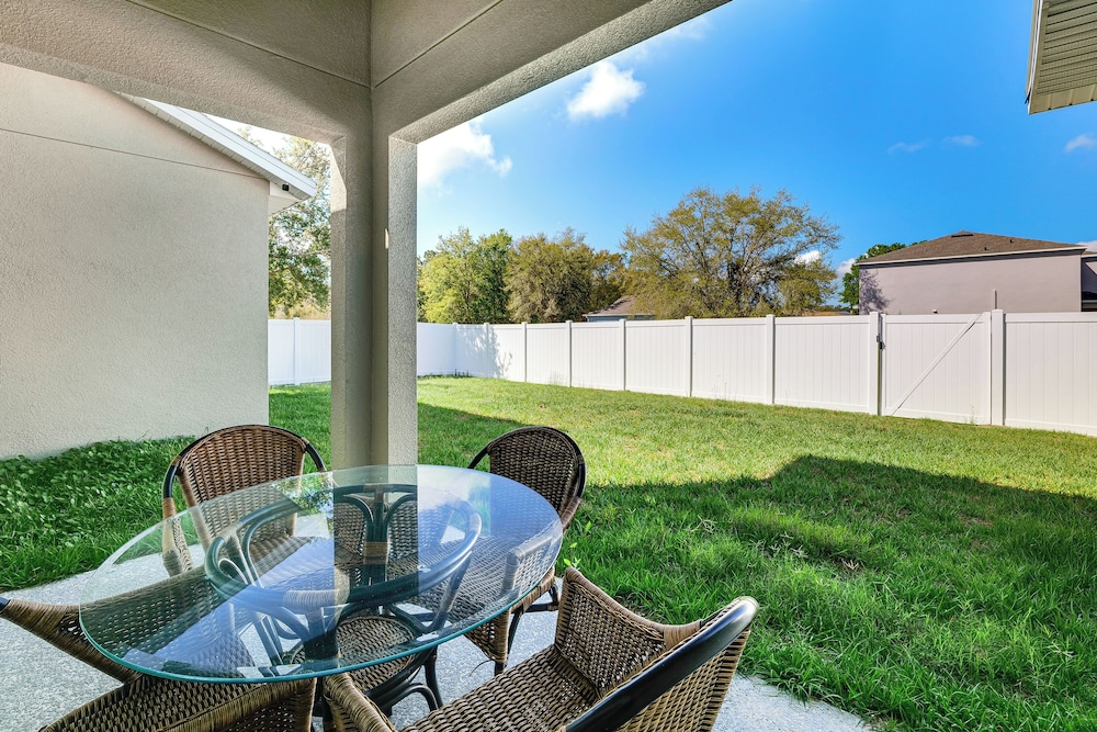 Unwind in Kissimmee! Rural Retreat for Families