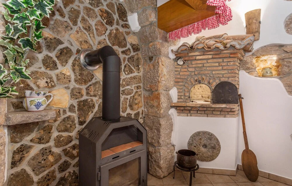 Awesome Home in Malinska With Wifi and 3 Bedrooms