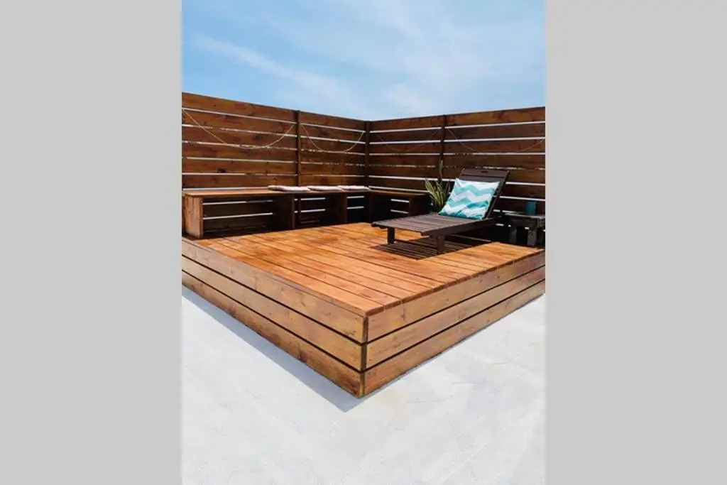 Lower Point Surf Studio 2